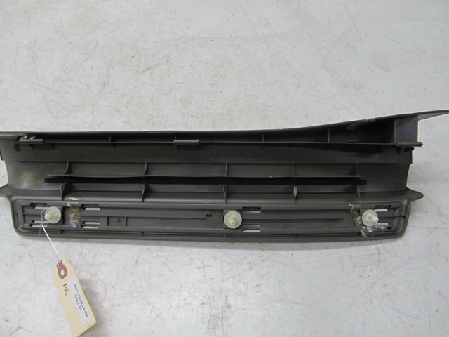 2001-2006 LEXUS LS430 OEM RIGHT REAR DOOR SCUFF PLATE TRIM PANEL 67917-50060