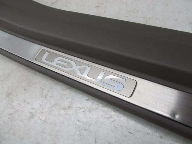 2001-2006 LEXUS LS430 OEM RIGHT REAR DOOR SCUFF PLATE TRIM PANEL 67917-50060