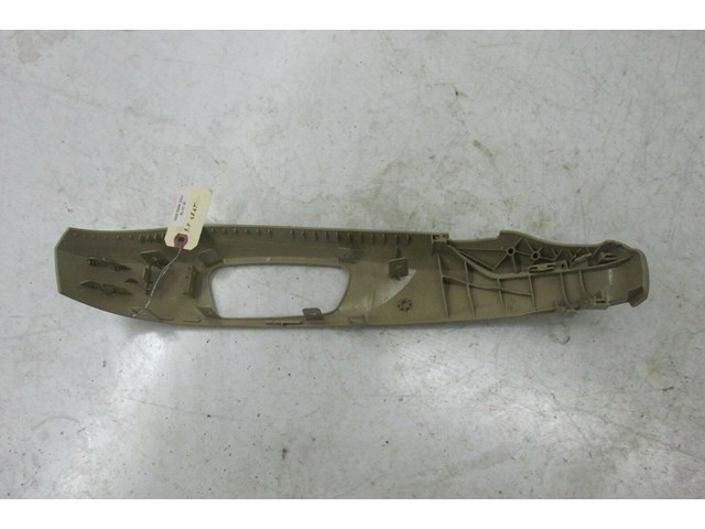 2007-2010 BMW 328xi E90 OEM RIGHT FRONT SEAT TRIM OUTER MOLDING & BELT GUIDE