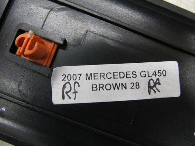 2007-2012 MERCEDES GL450 X164 OEM RIGHT FRONT OUTER STEP SCUFF PLATE TRIM PANEL 