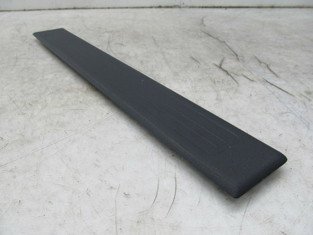 2007-2012 MERCEDES GL450 X164 OEM RIGHT FRONT OUTER STEP SCUFF PLATE TRIM PANEL 