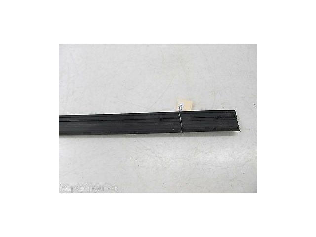 1985-1992 BMW 325i E30 OEM RIGHT FRONT DOOR SCUFF PLATE 