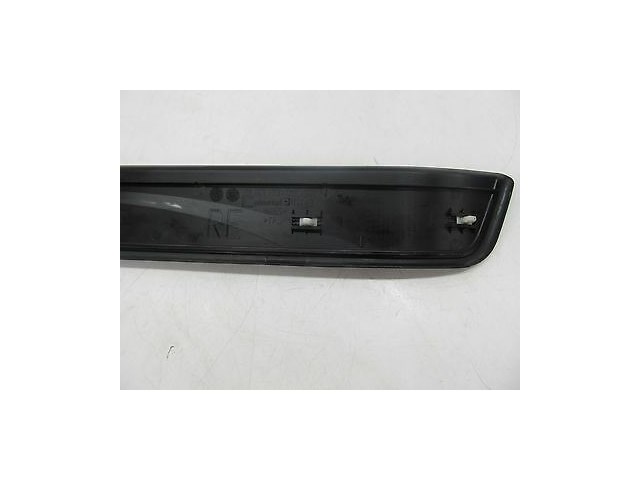 2006-2008 BMW 330i 328i E90 OEM RIGHT FRONT DOOR TRIM SILL SCUFF PLATE W/ LOGO