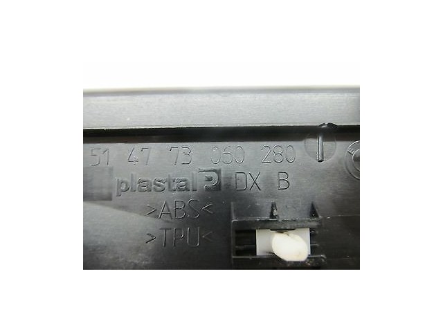 2006-2008 BMW 330i 328i E90 OEM RIGHT FRONT DOOR TRIM SILL SCUFF PLATE W/ LOGO