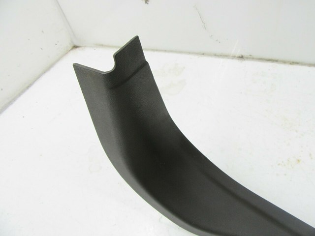 2017-2019 GM BUICK LACROSSE OEM RIGHT FRONT INNER SCUFF PLATE SILL TRIM