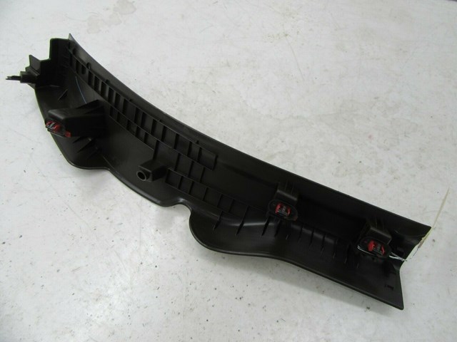 2017-2019 GM BUICK LACROSSE OEM RIGHT REAR INNER SCUFF PLATE SILL TRIM