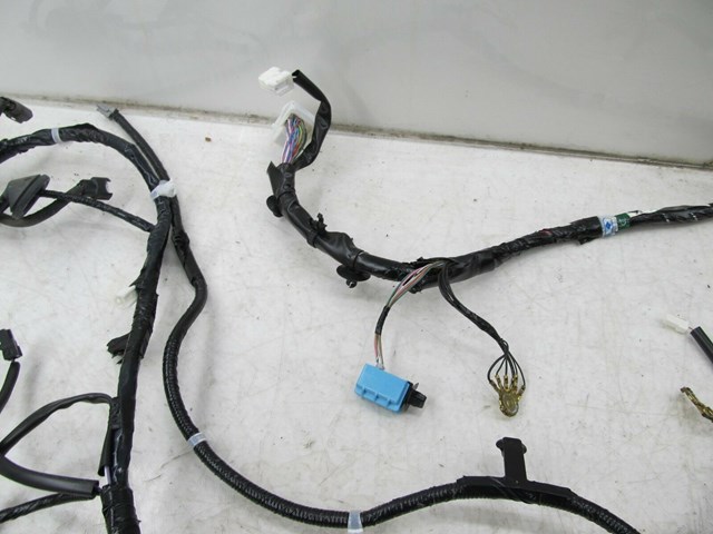 2009-2016 INFINITI FX35 QX70 OEM RIGHT SIDE BODY FLOOR WIRE HARNESS COMPLETE