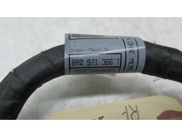 2009-2012 AUDI Q5 8R OEM RIGHT FRONT PASSENGER SEAT WIRE HARNESS    