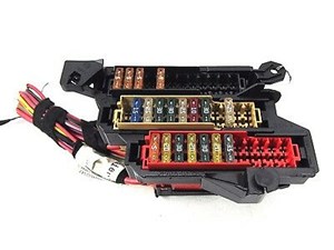 2008-2012 AUDI A4 AVANT WAGON B8 OEM FRONT FUSE PANEL WIRE HARNESS 8K0 971 845