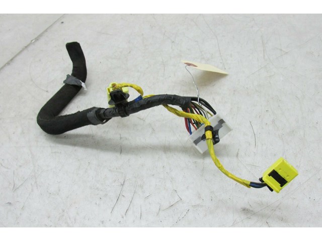 2014-2016 KIA CADENZA OEM LEFT FRONT SEAT FLOOR WIRE HARNESS PIGTAIL PLUG 