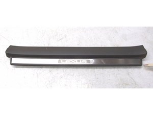 2001-2006 LEXUS LS430 OEM RIGHT FRONT DOOR SCUFF PLATE TRIM PANEL 67913-50060