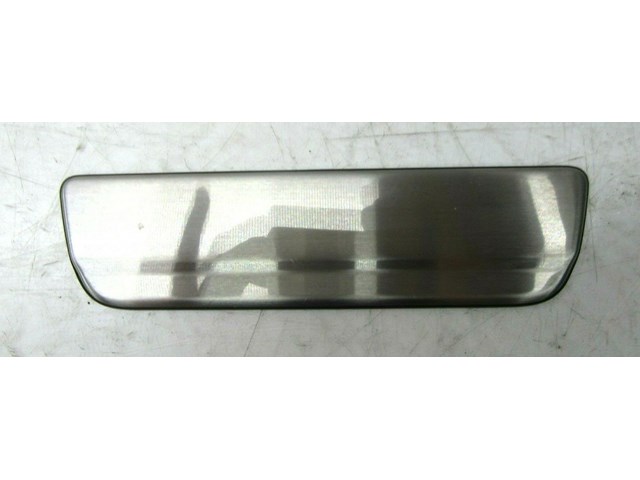 2013-2018 NISSAN SENTRA SV OEM RIGHT REAR PASSENGER SIDE OUTER SILL SCUFF PLATE