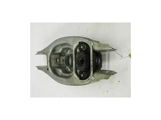 2011-2013 BMW 128i E82 OEM RIGHT REAR PASSENGER SIDE LOWER CONTROL ARM