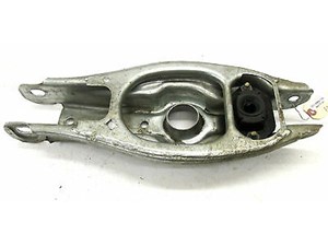 2011-2013 BMW 128i E82 OEM RIGHT REAR PASSENGER SIDE LOWER CONTROL ARM