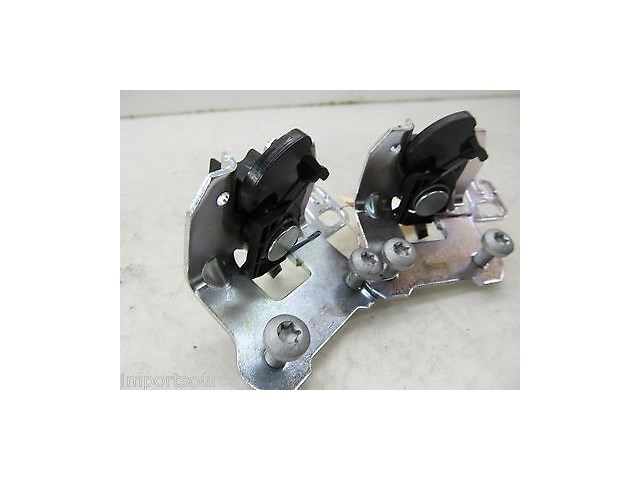 2010-2013 MERCEDES E350 W212 OEM REAR UPPER SEAT RELEASE LATCH SET OF 2