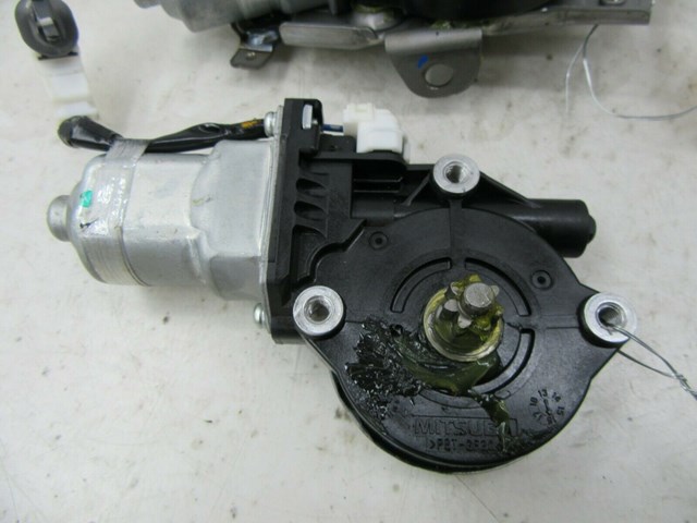 2016-2018 ACURA RDX OEM RIGHT FRONT PASSENGER SEAT LOWER TILT MOTORS SET OF 2