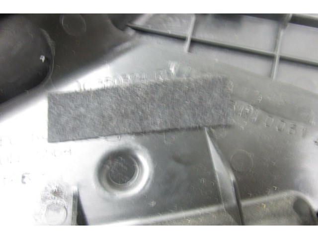 2007-2012 MERCEDES GL450 X164 OEM RIGHT FRONT PASSENGER SEAT COVER TRIM 