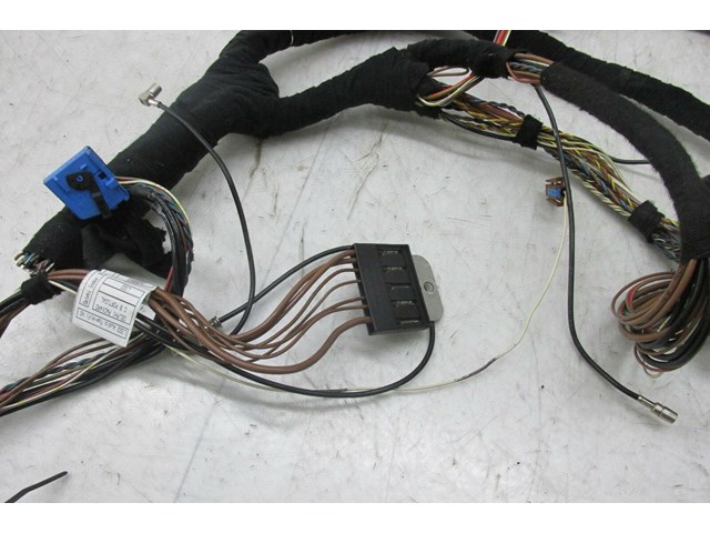 2003-2006 RANGE ROVER HSE OEM LEFT REAR TRUNK MODULE WIRE HARNESS PIGTAILS