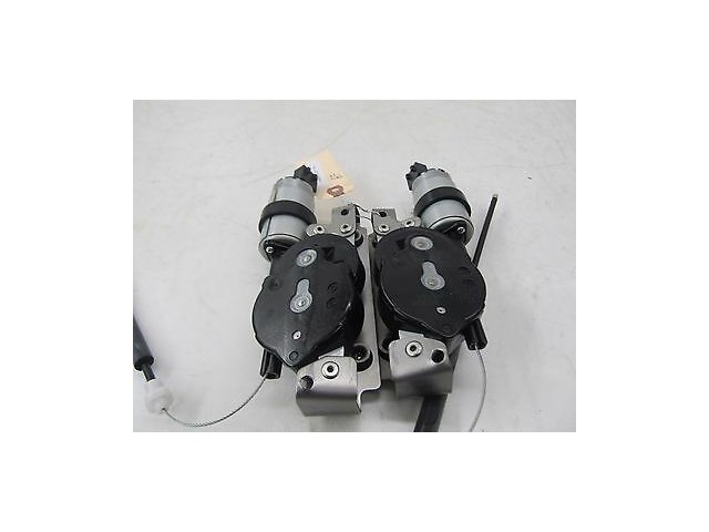 2009 AUDI A4 CABRIOLET 2.0T OEM RIGHT FRONT PASSENGER SEAT LUMBAR MOTOR SET