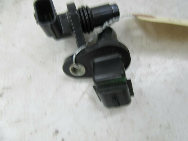 2015-2019 NISSAN MURANO OEM LEFT SIDE CYLINDER HEAD CAMSHAFT POSITION SENSORS 