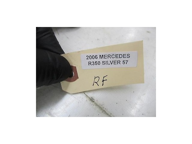 2006-2009 MERCEDES R350 W251 OEM RIGHT FRONT EXTERIOR DOOR TRIM MOULDING 