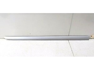  2006-2009 MERCEDES R350 W251 OEM RIGHT FRONT EXTERIOR DOOR TRIM MOULDING 