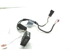 2007-2011 BMW 328i E90 OEM CENTER CONSOLE AUX USB INPUTS WITH HARNESS
