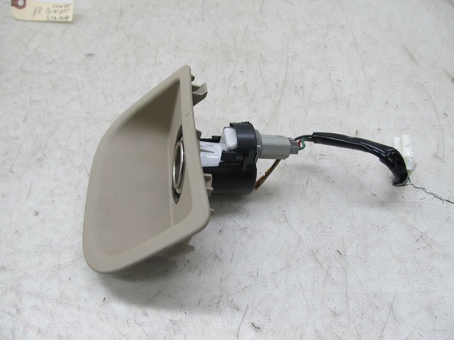 2001-2006 LEXUS LS430 OEM REAR CENTER CONSOLE POWER OUTLET PLUG LIGHTER HOLDER 