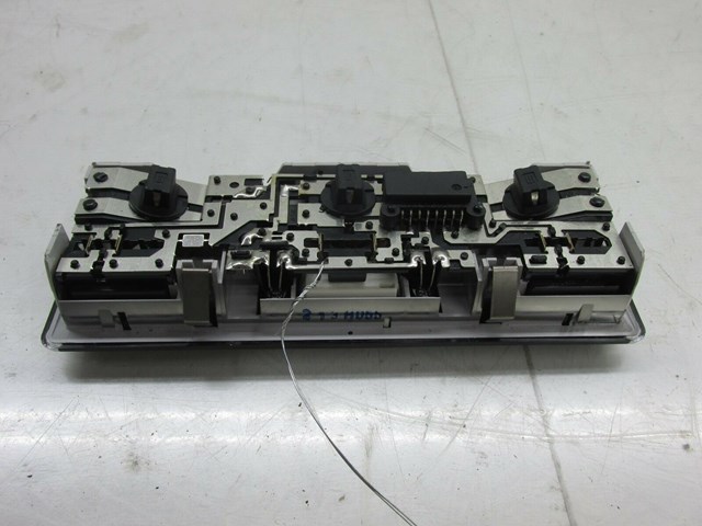 2002-2006 BMW M3 E46 COUPE OEM INTERIOR DOME OVERHEAD LIGHT 