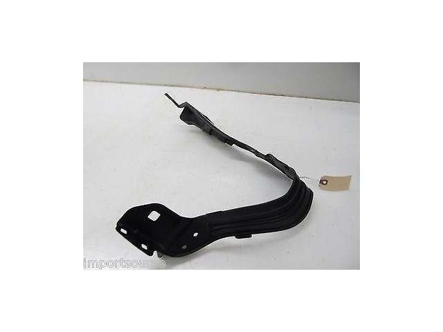 2001-2005 MERCEDES C240 W203 OEM LEFT FRONT HEAD LIGHT SUPPORT BRACKET 