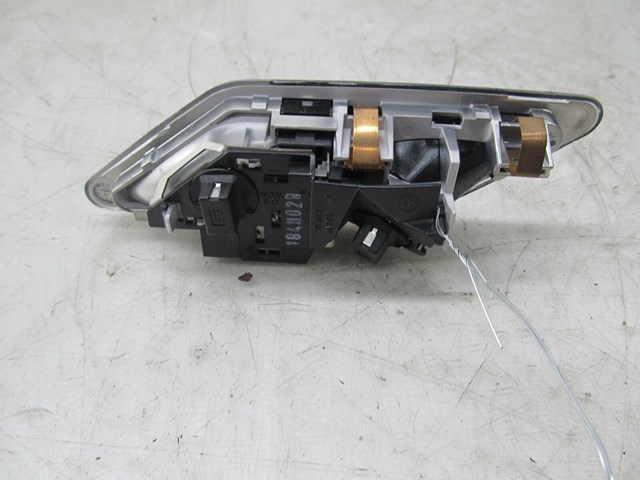 2002-2006 BMW M3 E46 COUPE OEM LEFT REAR READING LIGHT 8 375 585