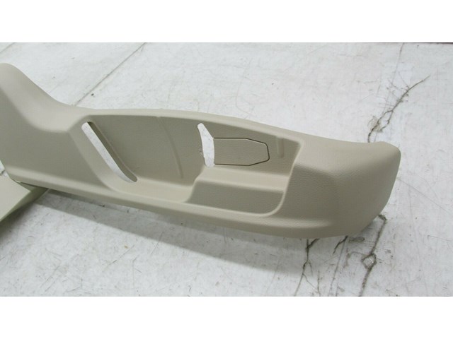 2012-2015 VOLKSWAGEN PASSAT OEM RIGHT FRONT PASSENGER SEAT TRIM SURROUND 