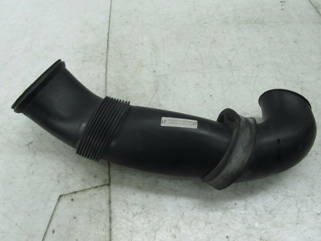 2004-2007 VOLKSWAGEN TOUAREG OEM LEFT FRONT AIR INTAKE DUCT TUBE PIPE 