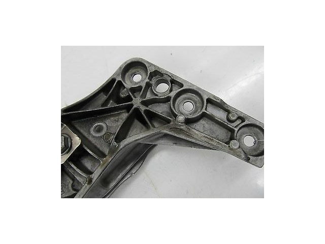 2004-2005 BMW 645CI E63 OEM TRANSMISSION BRACKET CARRIER SUPPORT 6761102