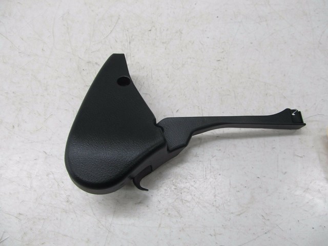 2001-2006 LEXUS LS430 OEM RIGHT FRONT PASSENGER SEAT INNER TRIM 7186150010 