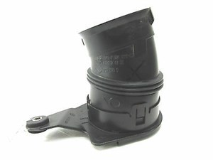  2008 BMW 528xi E60 OEM AIR INTAKE DUCT HOSE 1371 7521016