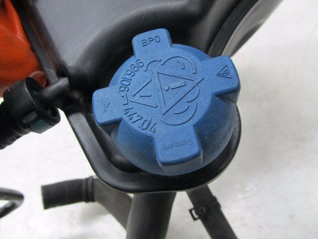 2013-2015 PORSCHE BOXSTER 981 OEM ENGINE COOLANT RESERVOIR 98110604703