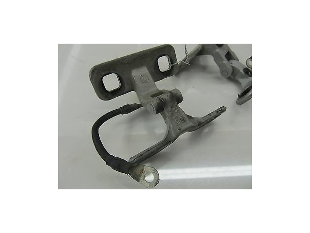2001-2003 BMW X5 4.4L E53 OEM REAR TAILGATE HINGE HINGES SET PAIR W/ GROUND