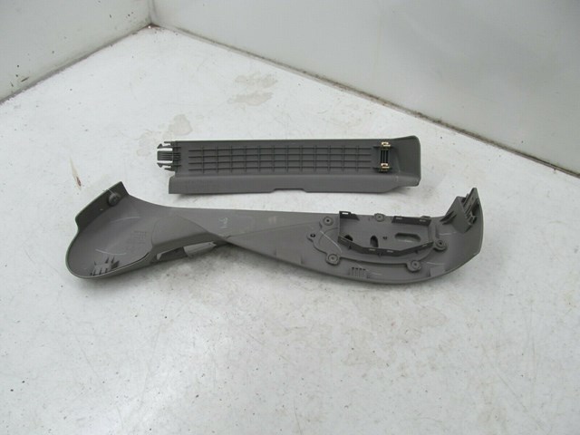 2013-2017 CADILLAC XTS OEM RIGHT FRONT PASSENGER SEAT COVER TRIM 