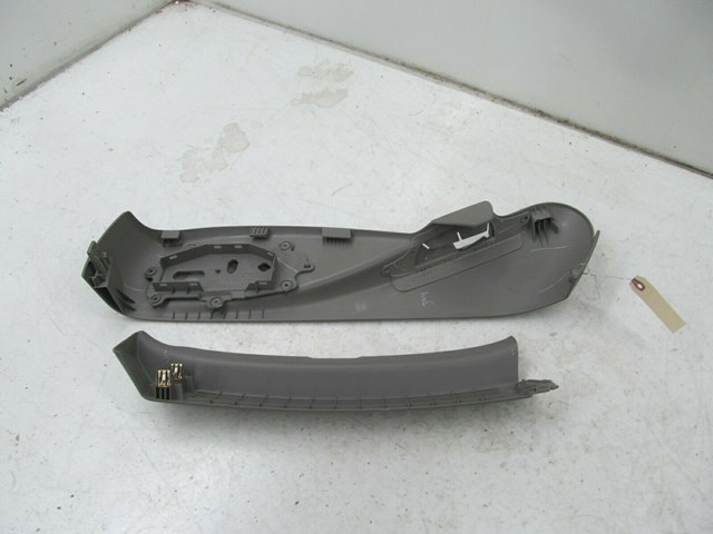 2013-2017 CADILLAC XTS OEM RIGHT FRONT PASSENGER SEAT COVER TRIM 