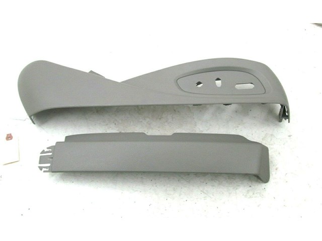 2013-2017 CADILLAC XTS OEM RIGHT FRONT PASSENGER SEAT COVER TRIM 