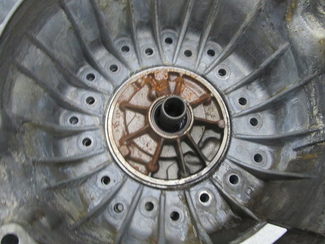  2003-2006 RANGE ROVER HSE OEM TRANSMISSION BELL HOUSING 