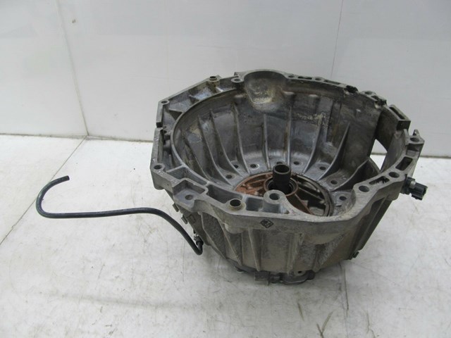  2003-2006 RANGE ROVER HSE OEM TRANSMISSION BELL HOUSING 