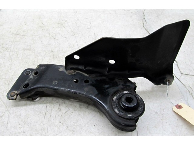 2009-2012 INFINITI FX35 OEM LEFT REAR SUBFRAME CONNECTOR SUPPORT BRACKET 