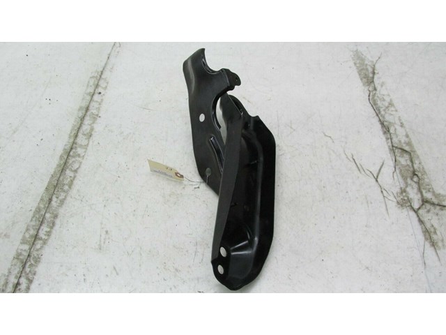 2015-2019 NISSAN MURANO OEM RIGHT REAR SUBFRAME BRACKET    