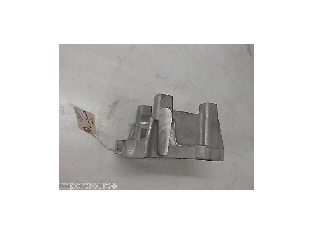 2011-2013 HONDA ODYSSEY OEM REAR SUBFRAME MOUNT BRACKET 