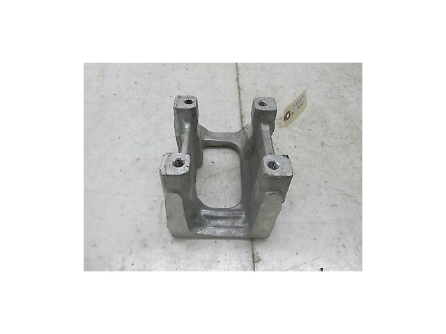 2011-2013 HONDA ODYSSEY OEM REAR SUBFRAME MOUNT BRACKET