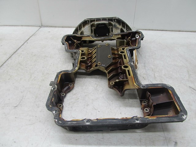  2003-2006 MERCEDES E500 W211 OEM FRONT ENGINE UPPER OIL PAN 