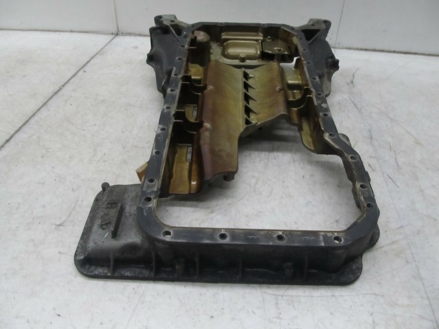  2003-2006 MERCEDES E500 W211 OEM FRONT ENGINE UPPER OIL PAN 