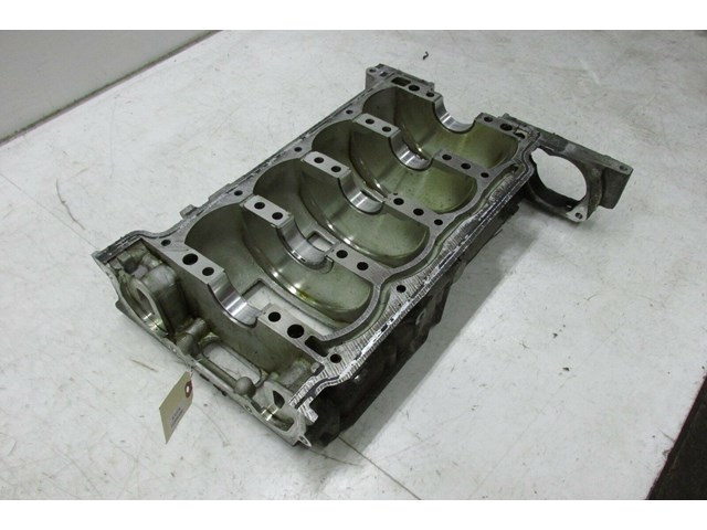 2004-2011 SAAB 9-3 OEM 2.0L TURBO ENGINE UPPER OIL PAN CRANK SHAFT HOUSING 